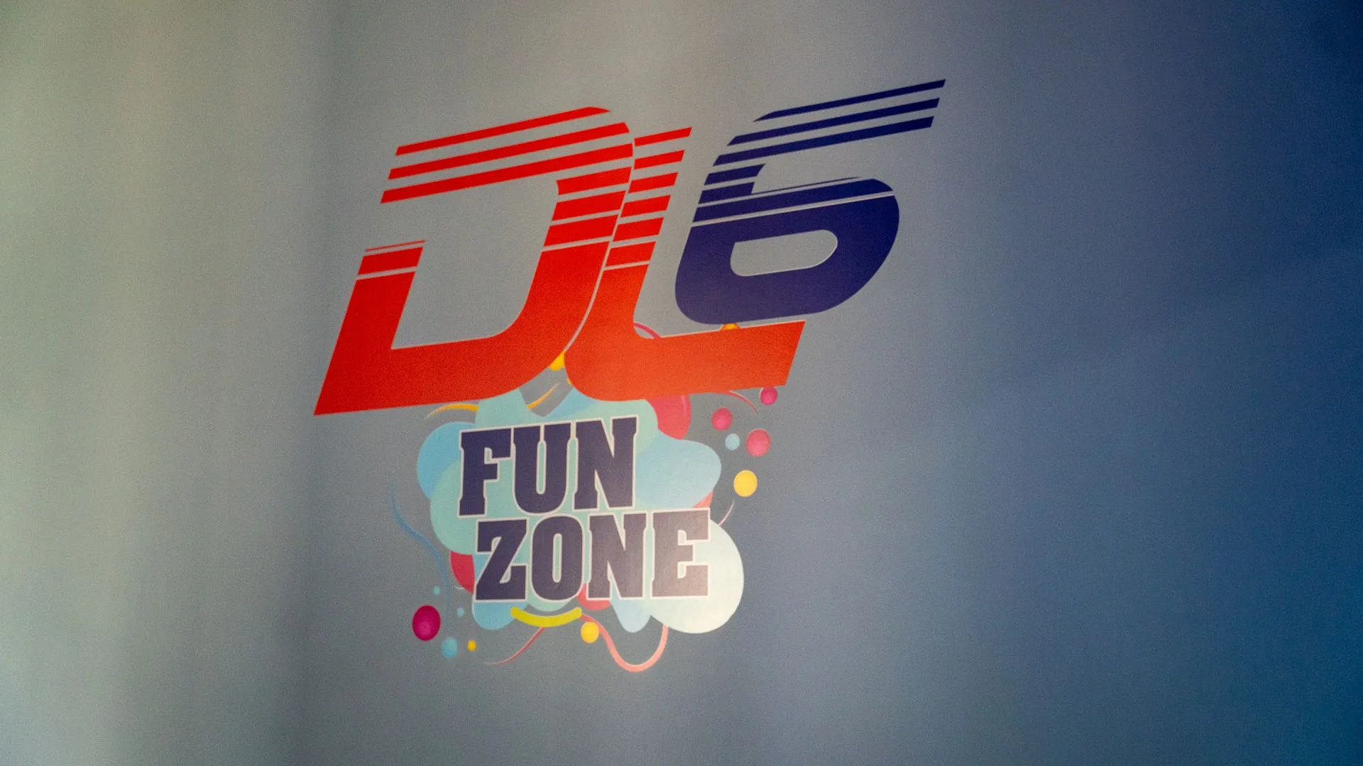 DL6 FunZone graphic